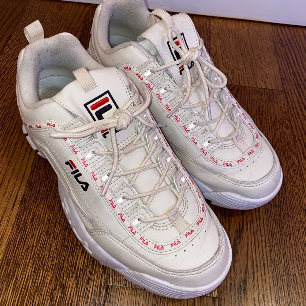 RARE Fila Disruptor Women's size 10 - Cream